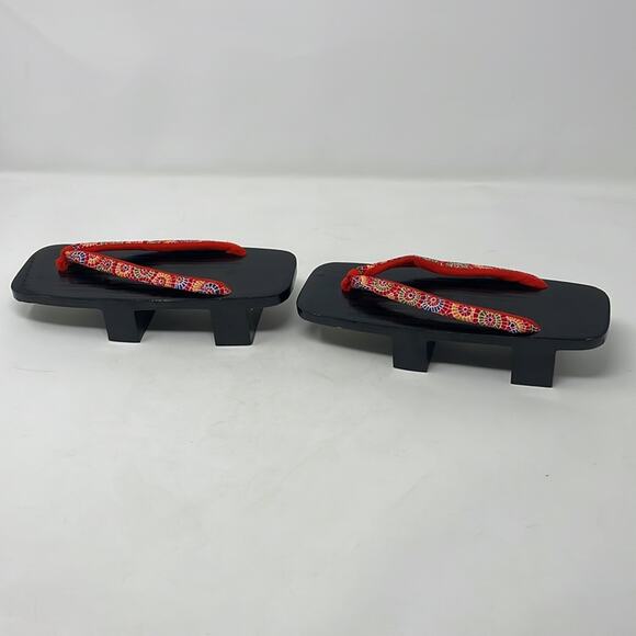 Vintage Japanese yukata/kimono two teeth Geta women’s sandals - Picture 5 of 13